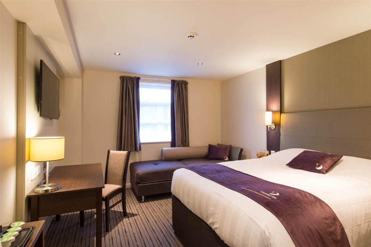 Premier Inn Newcastle City Centre Millennium Bridge Εξωτερικό φωτογραφία