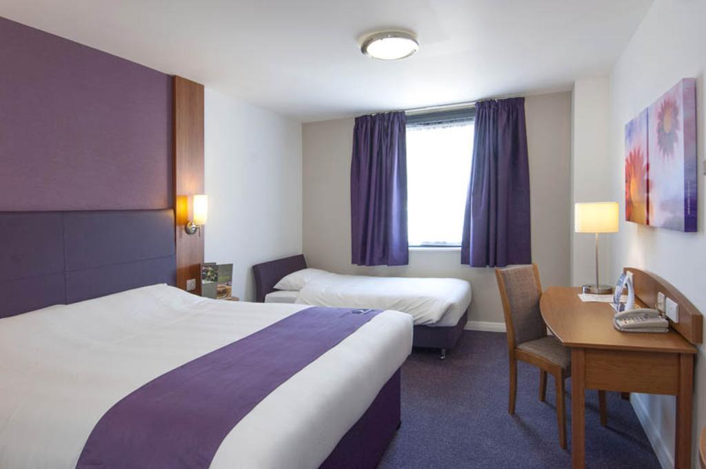 Premier Inn Newcastle City Centre Millennium Bridge Δωμάτιο φωτογραφία