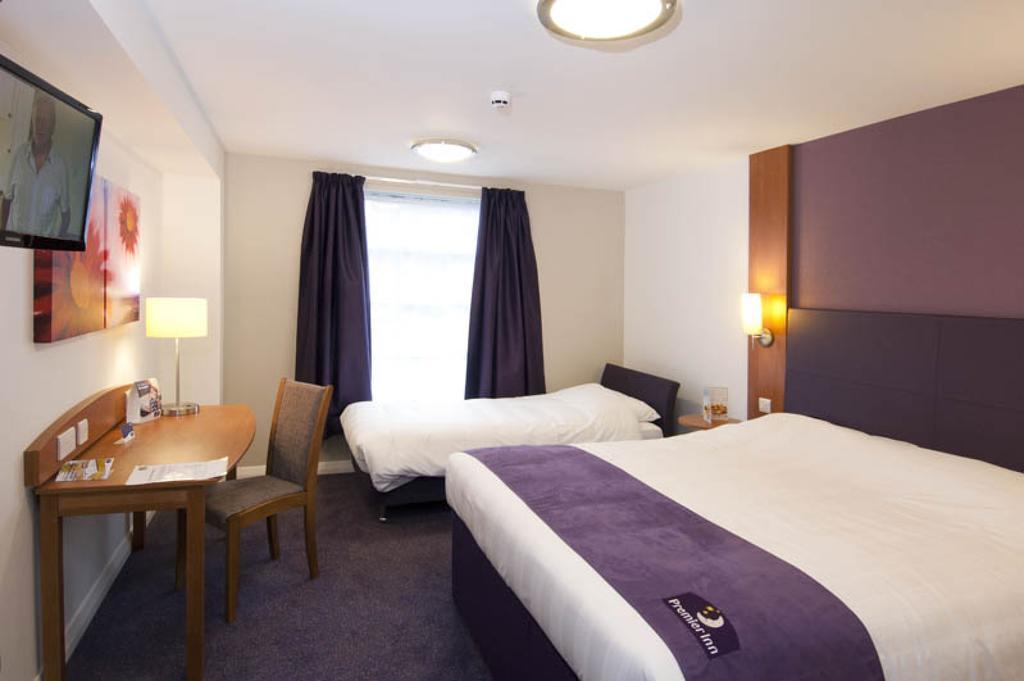Premier Inn Newcastle City Centre Millennium Bridge Δωμάτιο φωτογραφία